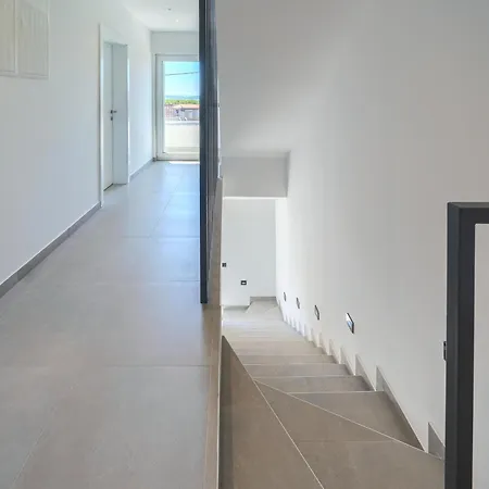Generacija - Luxury 5-bedroom With Private Pool&jacuzzi Villa Pakoštane